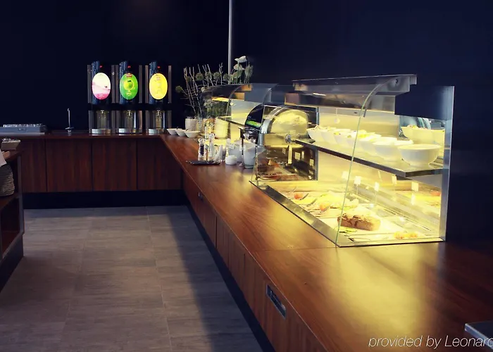 特罗姆瑟精致酒店 3*